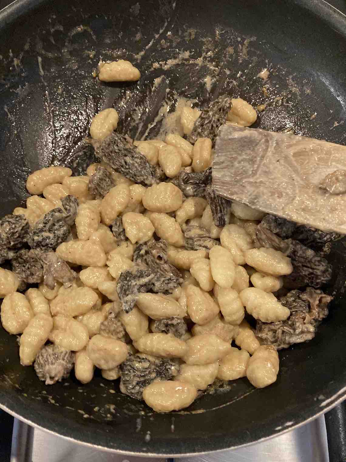 Ajout les gnocchis avec les morilles